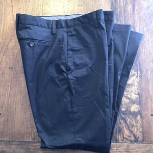 New, never worn Buttoned Down men’s black chino dress pants